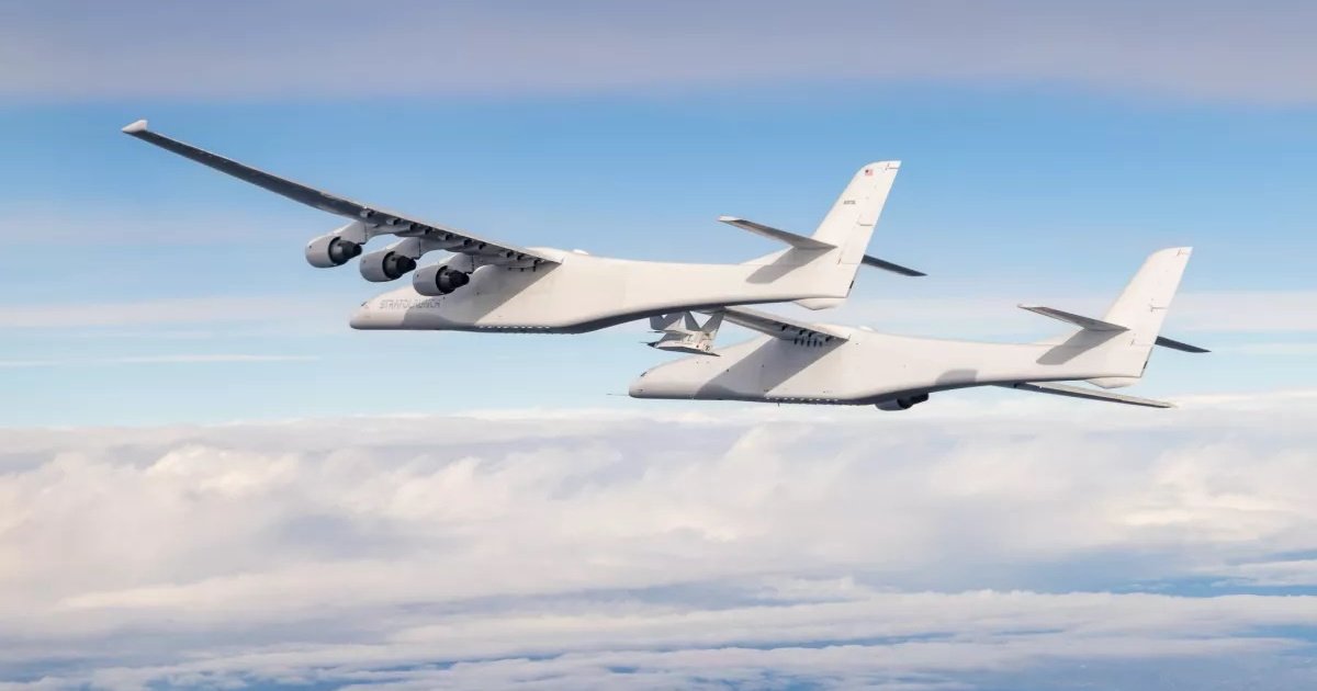 Самолет-гигант Stratolaunch Roc установил новый рекорд: подробности