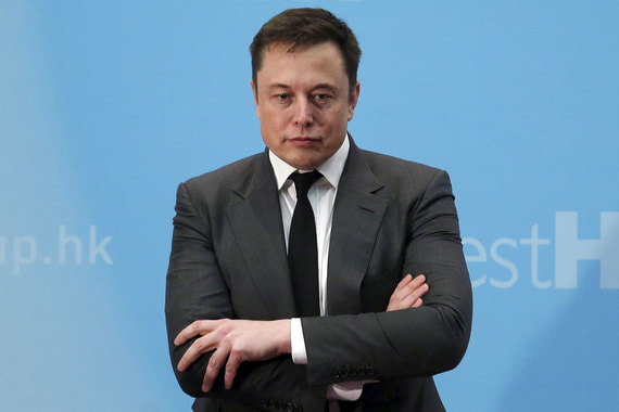 Tesla решила оставить Илона Маска без зарплаты