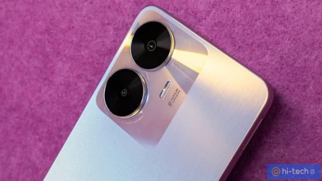 realme C55 продается в&nbsp;России за&nbsp;16&nbsp;990 рублей с&nbsp;умной колонкой в&nbsp;подарок