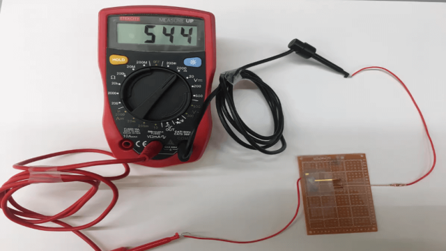 Ученые нашли способ, как добывать электричество из воздуха