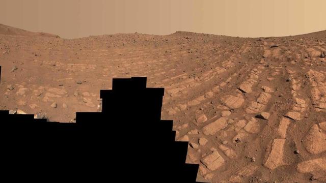 Perseverance сфотографировал следы древней бурной реки на Марсе