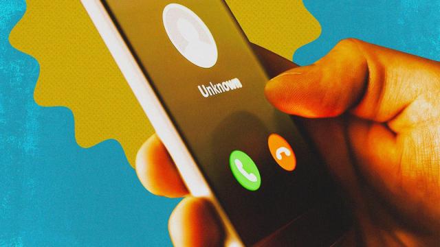 Россияне разыгрывают мошенников: почему это опасно