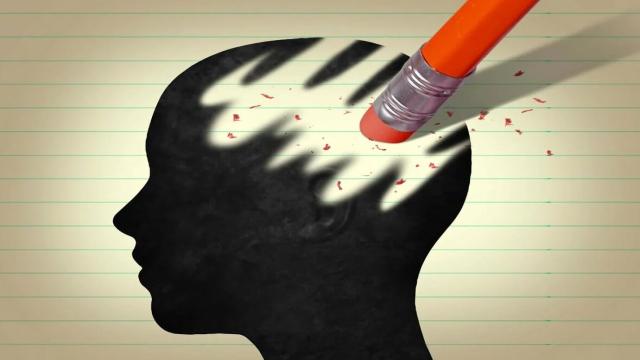 Что будет если молчать целый год? Последствия вас не порадуют