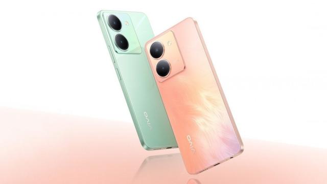 Представлен Vivo Y77t с экраном 120 Гц за 18 000 рублей