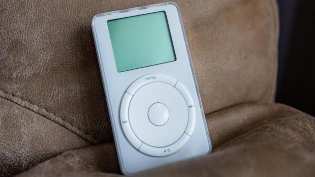 Самый первый iPod продали по цене «Москвича»