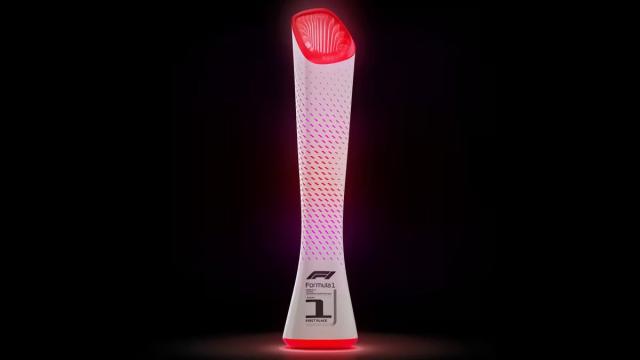 Lenovo создала кубок для Формулы-1 со сканером отпечатков губ