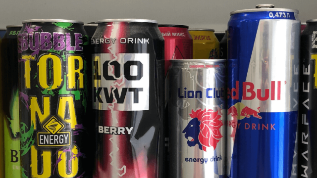 Почему студентам и ученикам лучше отказаться от кофе