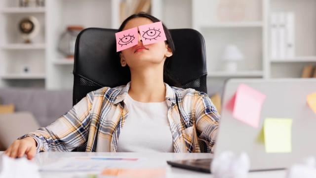 Как депривация сна влияет на мозг и восприятие реальности?