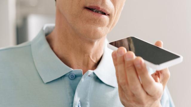 В России появился сервис для общения с умершими по телефону