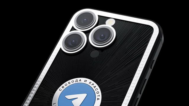 В России появился уникальный iPhone в поддержку Павла Дурова
