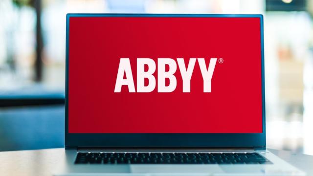 В сети обсуждают увольнение российских сотрудников из ABBYY: что произошло