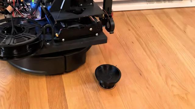 Ученые создали мобильный 3D-принтер на основе робота-пылесоса