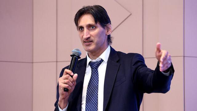 Минцифры поддерживает использование ИИ в социальной архитектуре