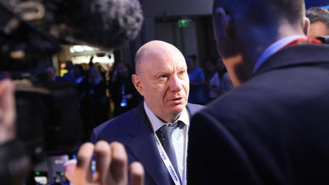 Фонд Потанина вложил 1 млрд рублей в производителя алмазных пластин для чипов