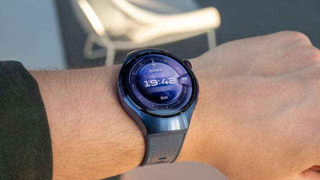 Huawei Watch 5 и Watch Fit 4 побили рекорд продаж в России
