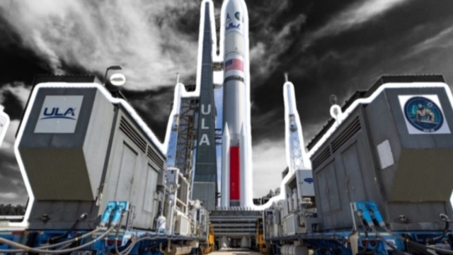 Тяжелая ракета-носитель Vulcan вывела на орбиту секретные аппараты