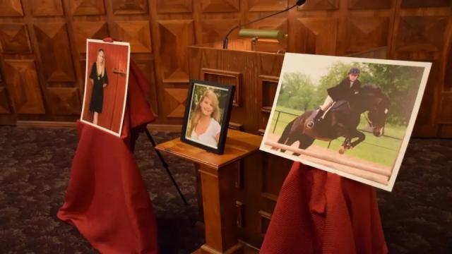 6 шокирующих случаев на похоронах, которые действительно произошли