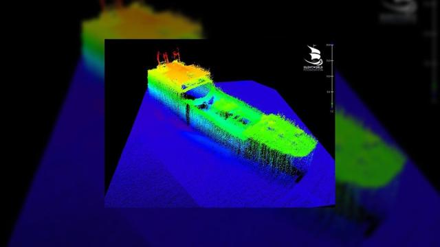 Затонувший корабль покоится на дне больше 80 лет: редкие кадры