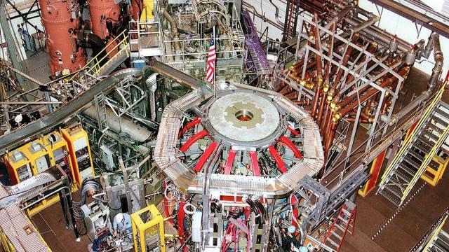 «Репортаж» из токамака: активную зону термоядерной установки впервые сфотографировали