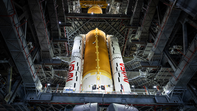 NASA может сорвать график полета на Луну