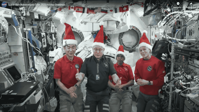 Как отмечают Новый год на МКС: еда, традиции и видеозвонки