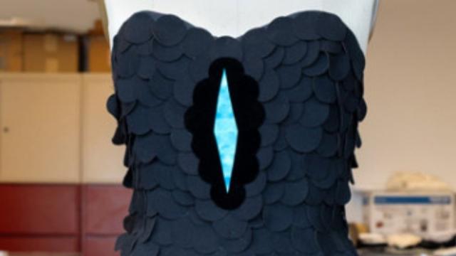 Ученые и дизайнеры усовершенствовали «маленькое черное платье» Коко Шанель