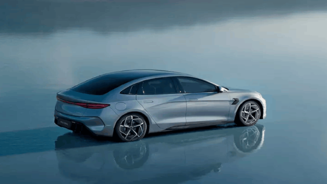 Tesla все! BYD стала крупнейшим производителем электромобилей в мире