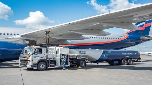 Корабли уже ходят, самолёты на очереди: Газпромнефть испытала SAF-топливо из фритюрного масла