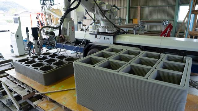 В Японии напечатали железнодорожную станцию на 3D-принтере, и она уже работает