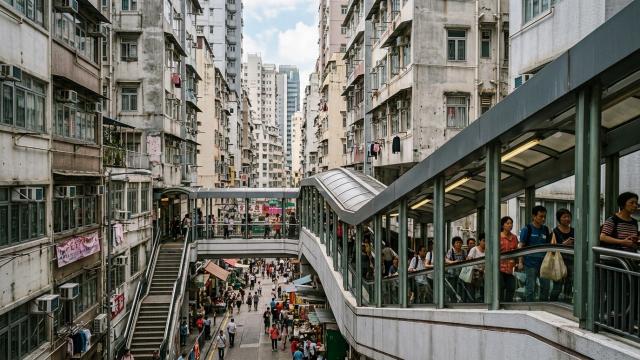 Движущиеся тротуары: их почти сделали ещё 150 лет назад