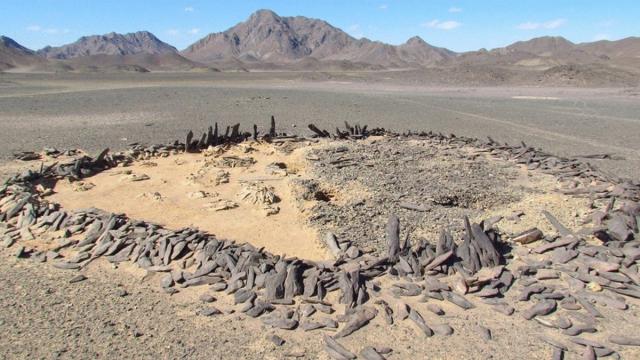 Ученые нашли загадочные доисторические захоронения в пустыне