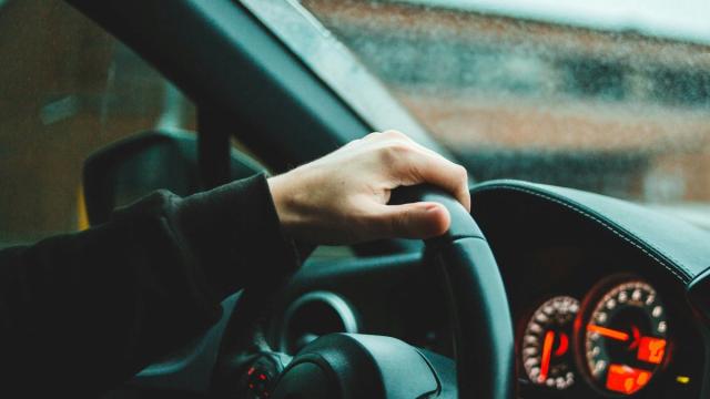 2ГИС начал показывать скорость, с которой не придется стоять на светофорах