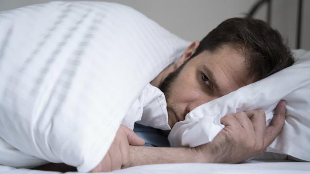 Мы можем видеть сны, когда бодрствуем: как это происходит