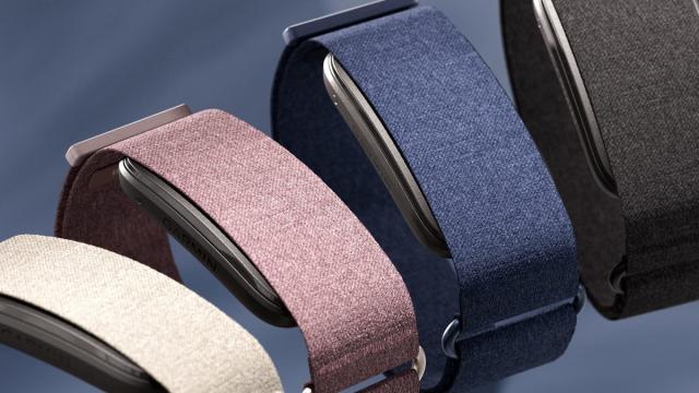 Представлен Garmin Cirqa: умный фитнес-браслет без экрана