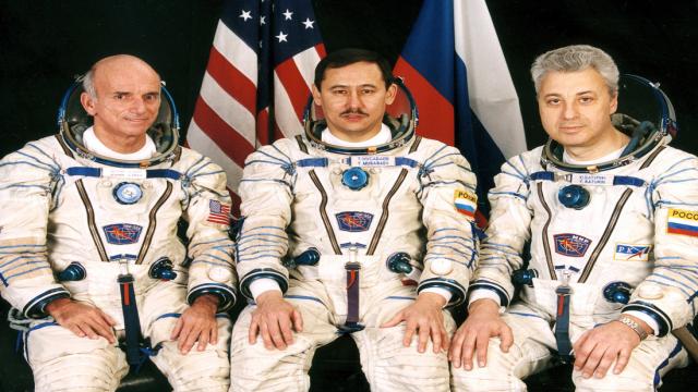 Слетать в космос в 2026 году стоит от 750 тысяч долларов: что вы за это получите?