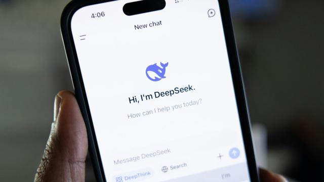 Почему не работает DeepSeek: как восстановить доступ, убрать ошибку «Server is busy» и заставить нейросеть отвечать