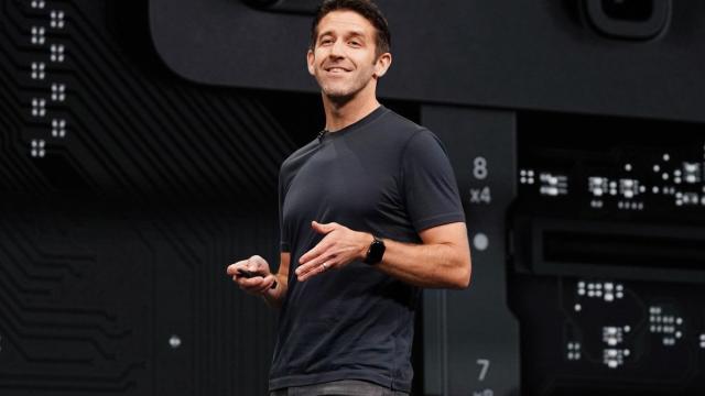 Раскрыта зарплата нового CEO Apple