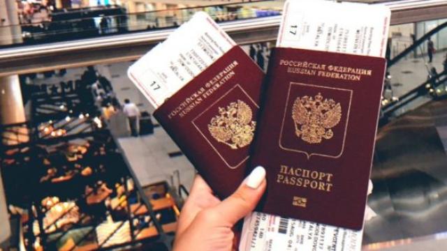 Власти с 1 сентября обяжут перевозчиков собирать данные об IP-адресах и банковских картах путешественников