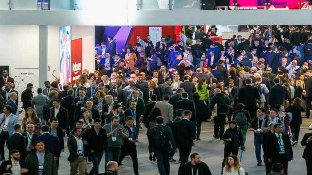 Xiaomi, Honor, Samsung представят новинки на Mobile World Congress