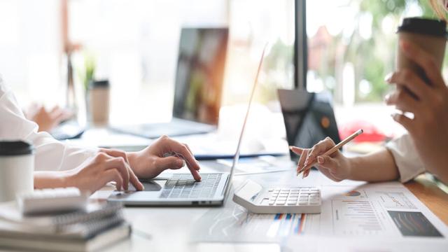 Лидеры рынка SaaS-решений в России: опубликован экспертный рейтинг компаний за 2023 год