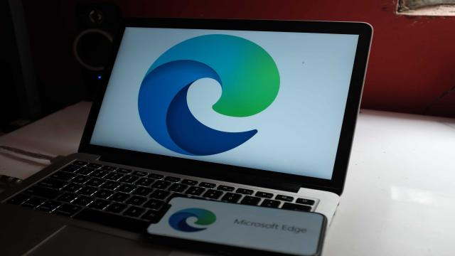 Microsoft задействует ИИ в генерации тем для браузера Edge