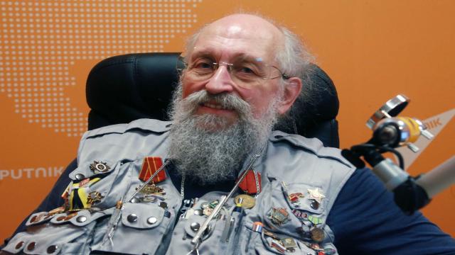 За Вассерманом следят через WhatsApp
