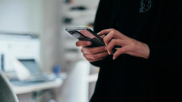 Маркетплейсы вышли в лидеры по продажам смартфонов