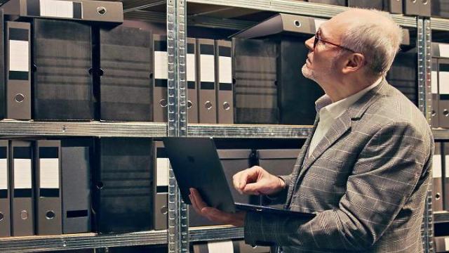 Электронные лицензии: Минэкономразвития — за, Роскомнадзор — против