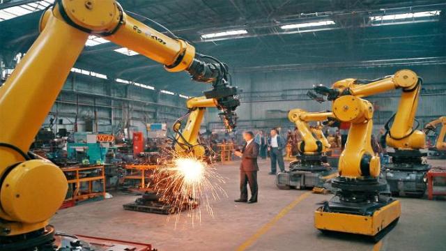 Промышленные предприятия не торопятся внедрять ИИ-решения