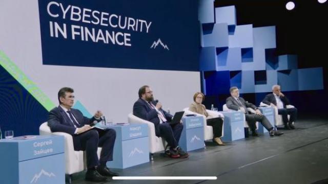 Россияне увидят на «Госуслугах» попытки мошенников приобрести SIM-карты на их имя