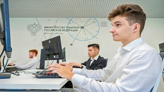 Деньги на благое дело. Сбер потратил 1 млрд руб. на ИТ-образование