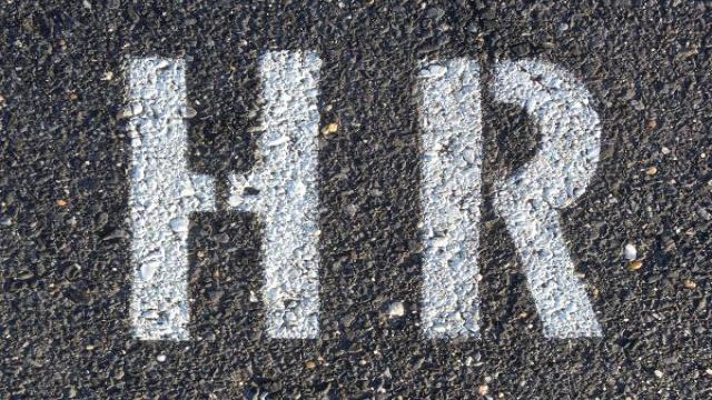 Мошенники стали усыплять бдительность кандидатов «стажировками»