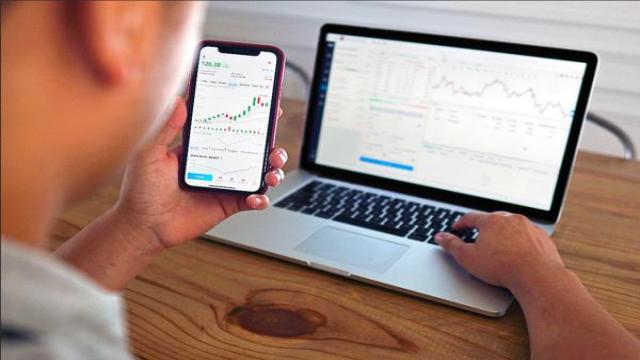 SK Capital купил десятую часть акций Softline