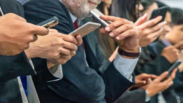 Итоги телекома 2025 г. МТС, «МегаФон», «Билайн» и Т2: главные цифры